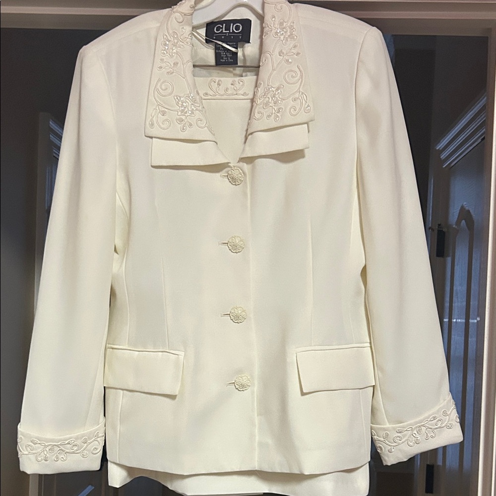 Clio Ivory Floral Embroidered Jacket